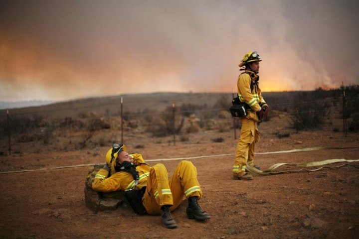 Банк горел, кредит гасился:)