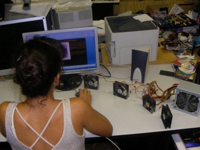 Вот что значит техника работает для тебя! Неплохо устроилась!