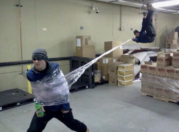 человек-паук против человека-мухи (игра такая)