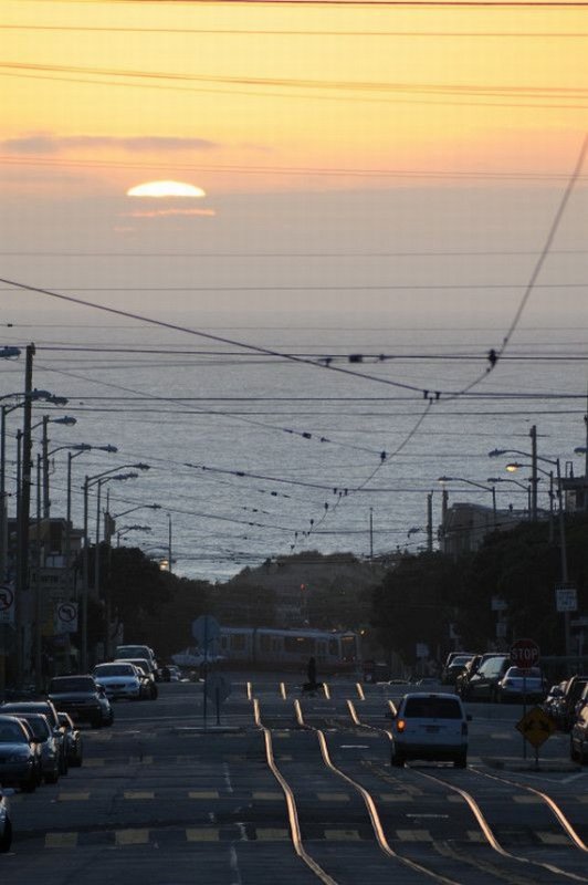 Кладбище лежачих полицейских