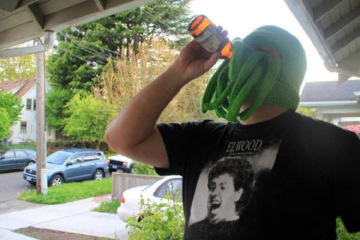 Клёвая балаклава...