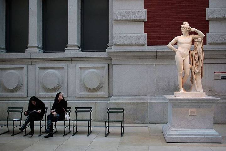 Чё уставилась? Мечтает...!!!