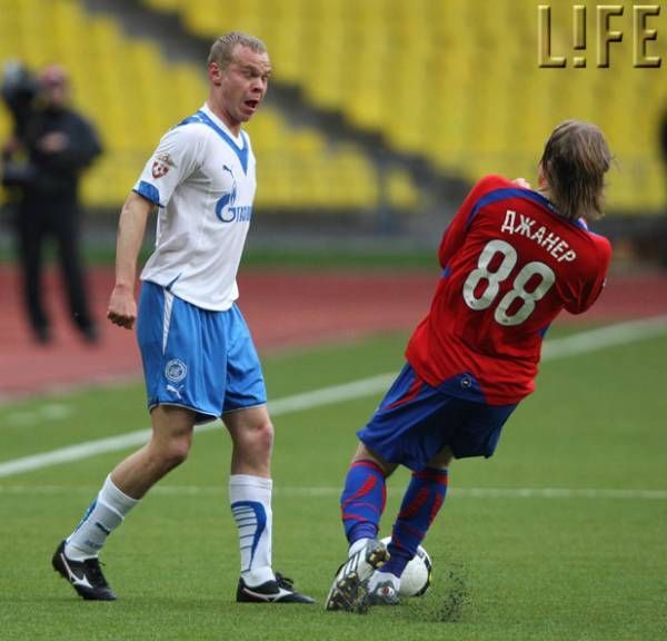 Я щас брата старшего позову!